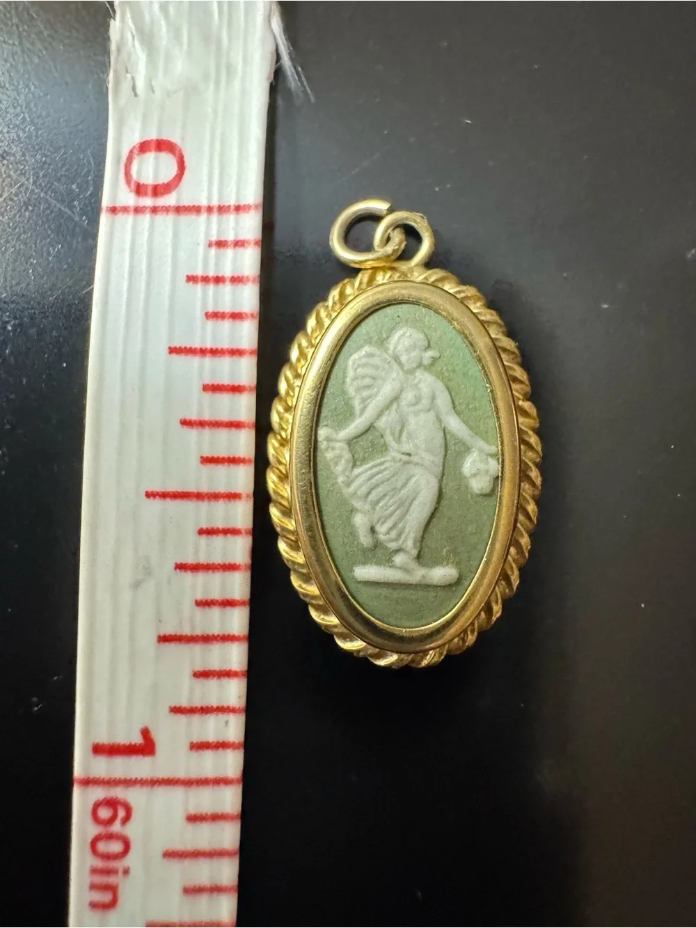 Vintage Wedgwood Jasperware Cameo Pendant - Made in England - Picture 3 of 3
